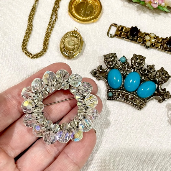 Vintage Rhinestone Crystal Necklace Bracelet Clip On Earrings Brooch Locket - Picture 10 of 13